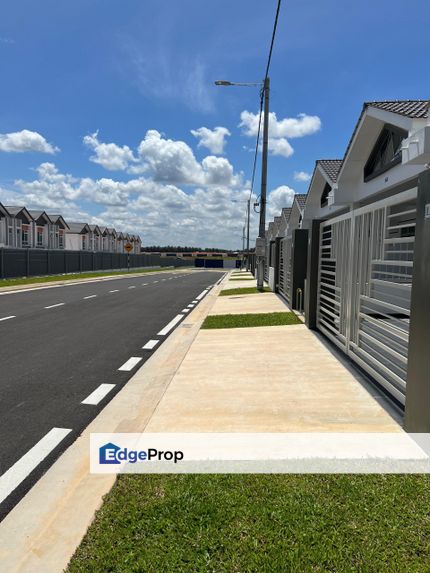 Single Storey Terrace House For Sale @ IOI piccolo Jalan bayan Bandar Putra Kulai , Johor, Kulai