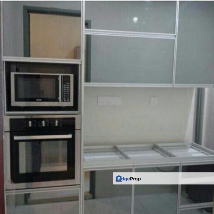 Double Storey superlink house for sale @ east Ledang , Johor, Nusajaya