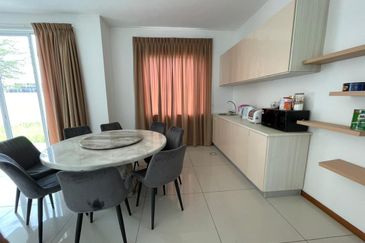 Isola Villa @ Senibong Cove