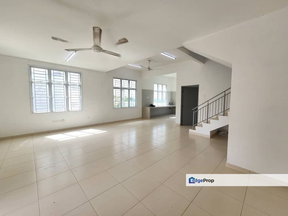 2 Storey zero lot bungalow house For sale @ Eroca hill Kelapa sawit kulai , Johor, Kulai