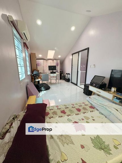 1.5 Storey Terrace House For Sale @ Jalan Sena Indahpura Kulai , Johor, Kulai