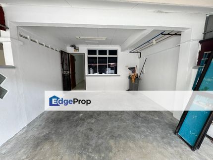 2 Storey Terrace House For Sale @ Jalan ara Bandar Putra Kulai , Johor, Kulai