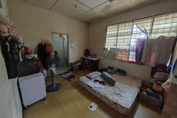 Jalan Bukit Kempas Utama