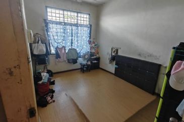 Jalan Bukit Kempas Utama