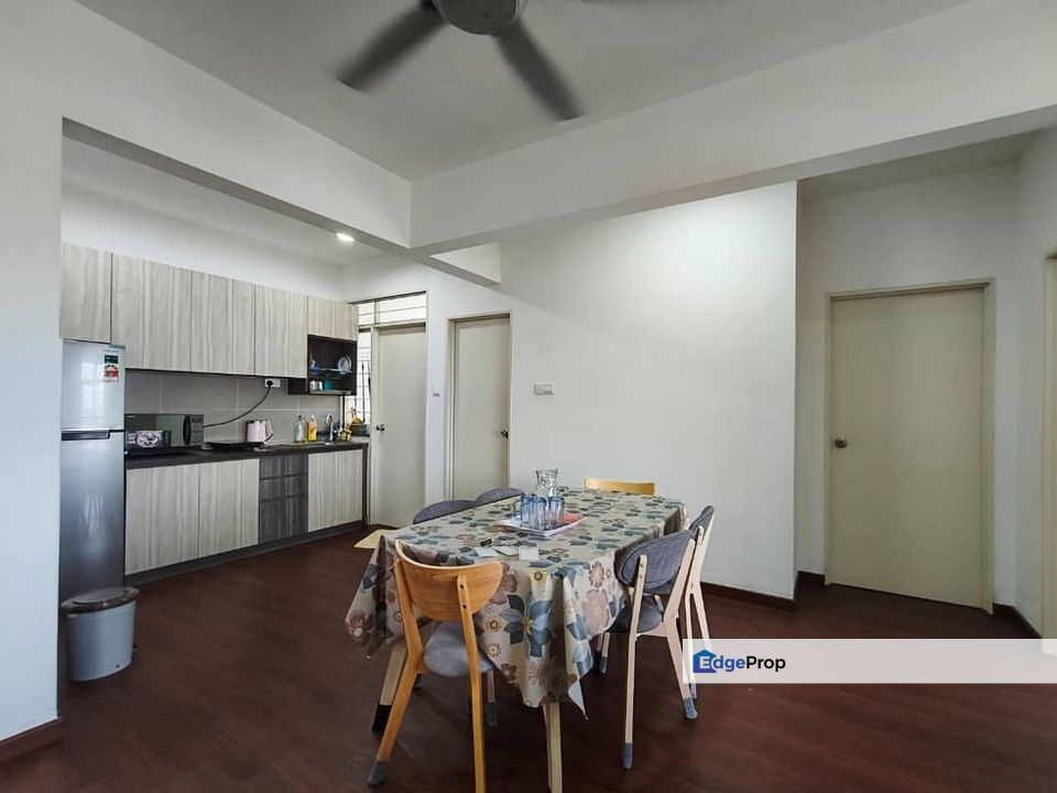 D putra suites Apartment For Sale @ IOI Bandar Putra Kulai , Johor, Kulai