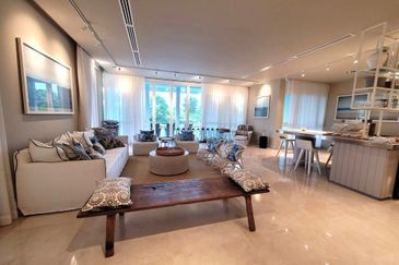 Emerald Bay @ Puteri harbour