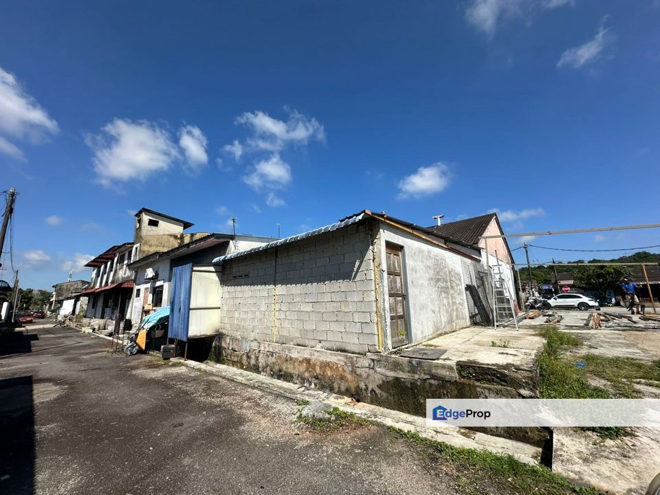 Single Storey Terrace low cost for sale @ Jalan lumpit taman teratai skudai, Johor, Skudai