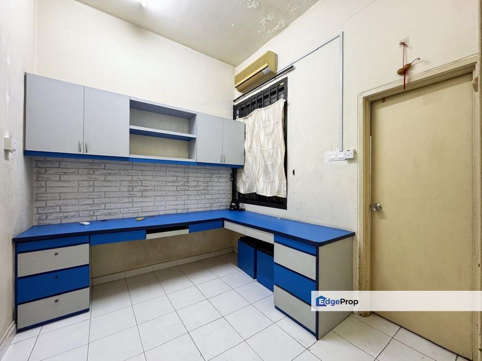 2 Storey Terrace House For Sale @ Taman Kulai utama , Johor, Kulai