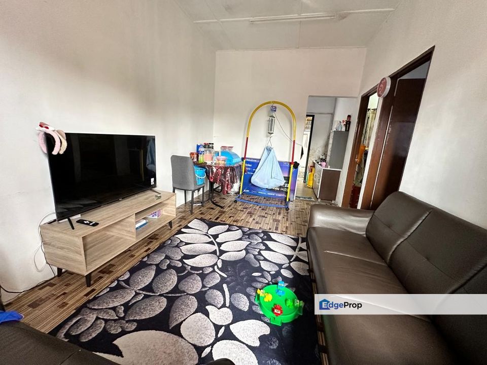 1 Storey low cost house for sale @ Jalan merak Taman Damai kulai, Johor, Kulai