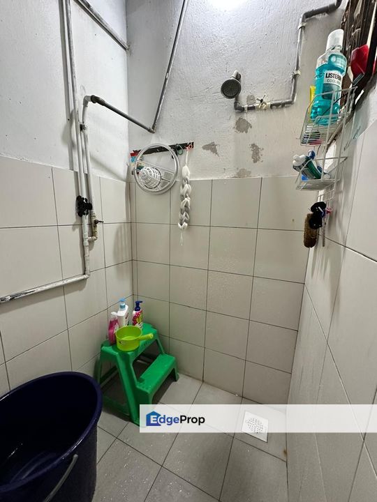 1 Storey low cost house for sale @ Jalan merak Taman Damai kulai, Johor, Kulai