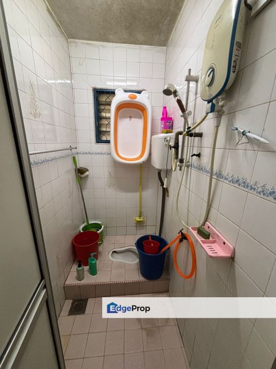 2 Storey low cost house for sale @ JALAN jambu saleng kulai, Johor, Senai