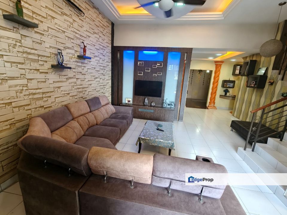 2 Storey Terrace House For Sale @ Jalan Lagenda Taman Lagenda Putra Kulai , Johor, Kulai