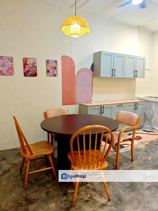 Single Storey low cost house for sale @ Jaln bunga cempaka Taman aman kulai, Johor, Senai