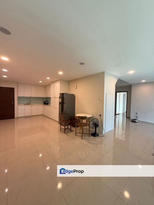 2.5 Storey PentHouse For sale@ Jalan Undan Taman Perling , Johor, Johor Bahru