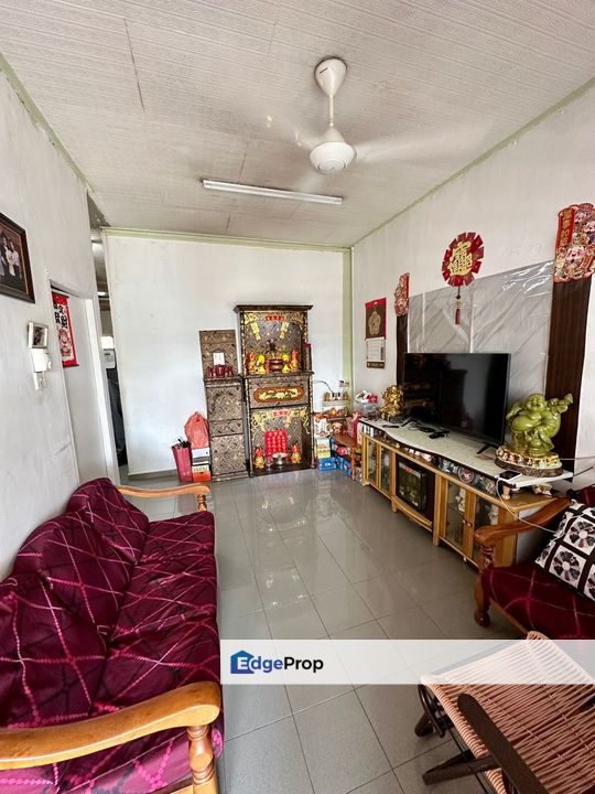 Single Storey medium cost for sale @ Taman AMAN senai, Johor, Senai