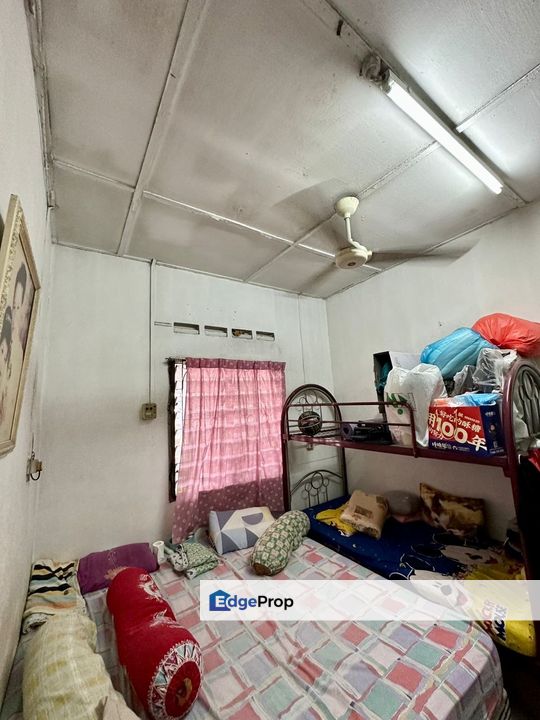 Single Storey medium cost for sale @ Taman AMAN senai, Johor, Senai