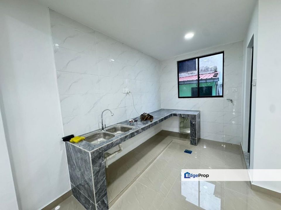 2 Storey Terrace Low Cost for Sale @ Taman HANDAL SENAI jalan pakis, Johor, Senai
