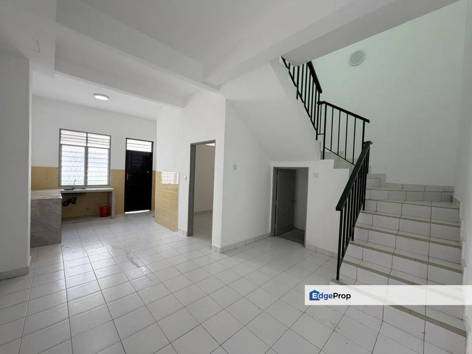 2 Storey Terrace House For Sale @ Jalan Jaya Putra Bandar jaya putra, Johor, Johor Bahru