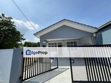 1 Storey Terrace for sale @ jalan melati 3 kulai, Johor, Kulai