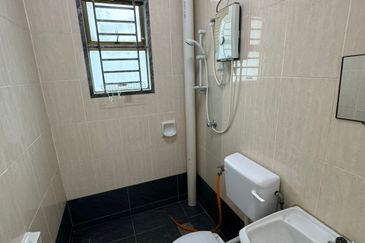 Austin Residence @Taman Mount Austin