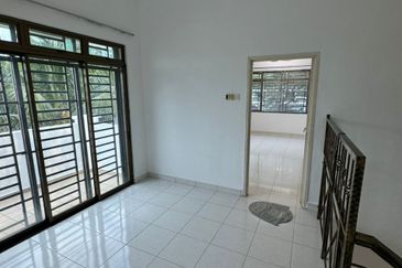 Austin Residence @Taman Mount Austin