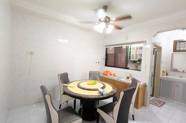 Austin Residence @Taman Mount Austin