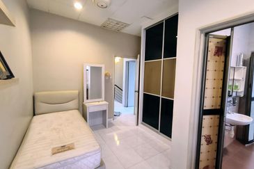 Austin Residence @Taman Mount Austin