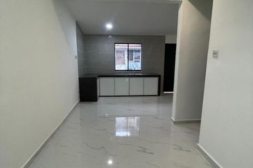 Single Storey Terrace @ Kulai Taman Makmur @ Beside Main Road