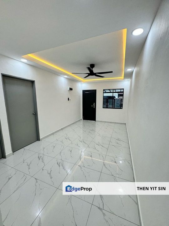 For Sale Single Storey Low Cost @ Skudai Taman Universiti @ Renovated, Johor, Skudai