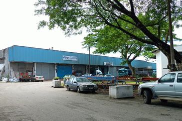 For Sale Single Storey Factory Shop @ Kulai Taman Mewah @ Light Industry