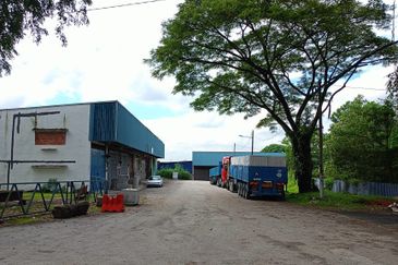 For Sale Single Storey Factory Shop @ Kulai Taman Mewah @ Light Industry