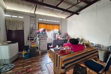 Single Storey Low Cost @ Taman Intan Ulu Tiram @ Able to full loan/ Cash Back