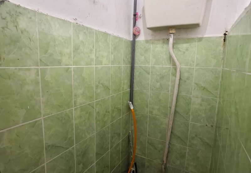 Single Storey Low Cost @ Taman Intan Ulu Tiram @ Able to full loan/ Cash Back