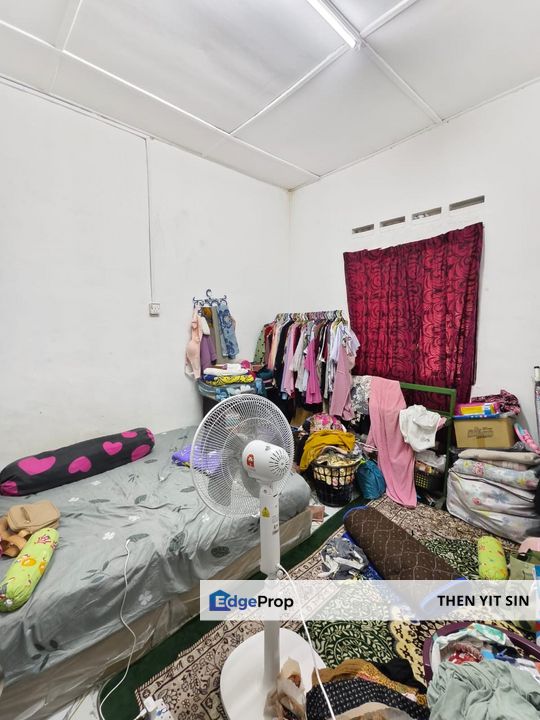 Single Storey Low Cost @ Taman Intan Ulu Tiram @ Able to full loan/ Cash Back, Johor, Ulu Tiram