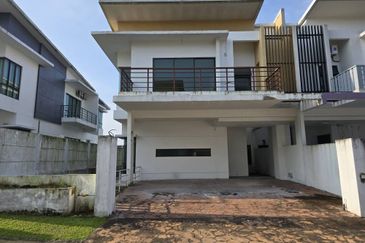 Senai Hill Residences