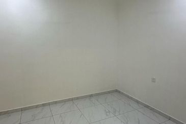 Single Storey Low Cost @ Taman Teratai Skudai @ Renovated Unit