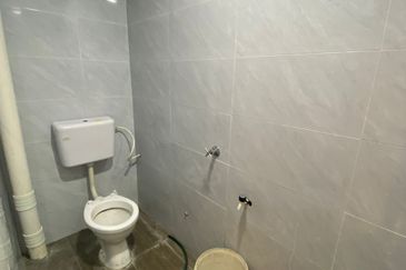 For Sale Double Storey Low Cost @ Pasir Gudang Taman Air Biru @ Renovated