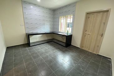 For Sale Double Storey Low Cost @ Pasir Gudang Taman Air Biru @ Renovated