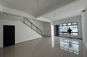 Bandar Putra Kulai (4e03 Sonatia 3)