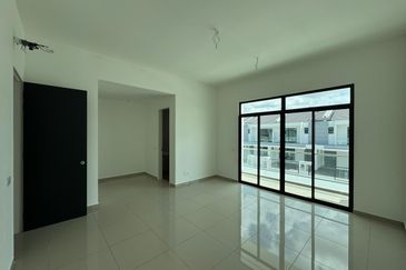 Bandar Putra Kulai (4e03 Sonatia 3)