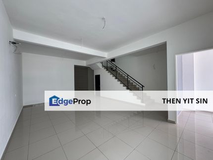 For Rent Double Storey @ Kulai Bandar Putra Sonatia near IOI mall Senai Airport Kelapa Sawit Sedenak, Johor, Kulai
