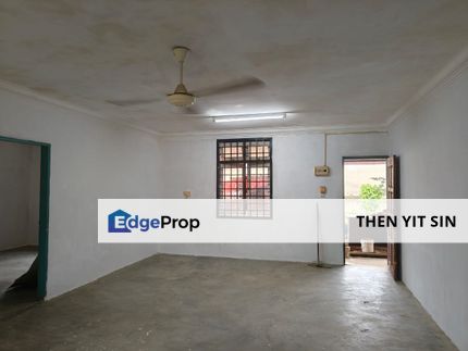 For Rent Single Storey Bungalow @ Kulai Bukit Batu near Sedenak Kelapa Sawit @ 4 bedrooms, Johor, Kulai