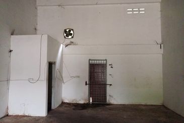 For Sale Single Storey Factory Shop @ Kulai Taman Mewah @ Light Industry