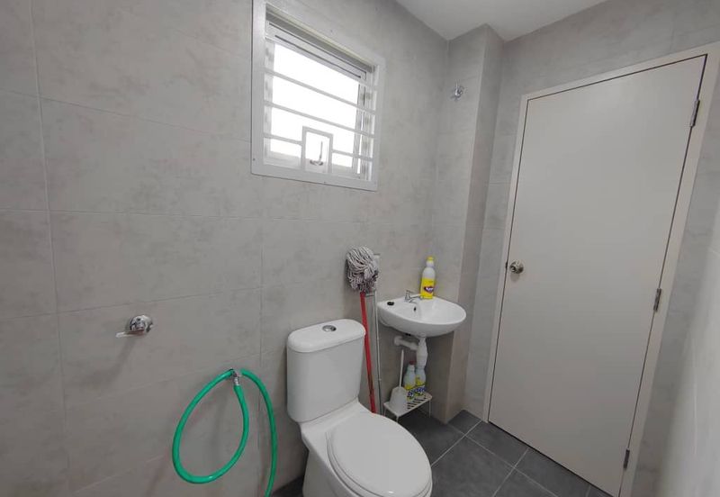 For Rent Double Storey @ Kulai Indahpura Kensington 2 @ New House near Aeon