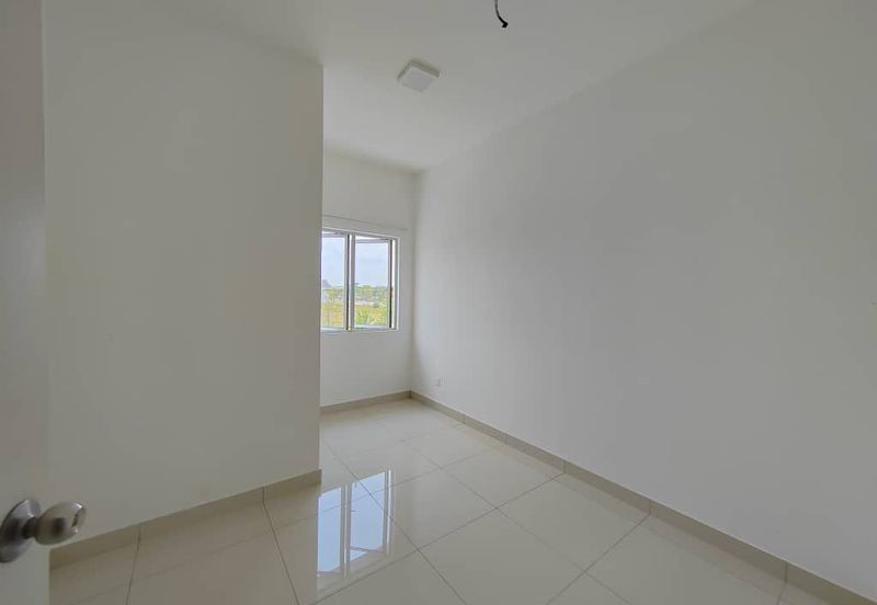 For Rent Double Storey @ Kulai Indahpura Kensington 2 @ New House near Aeon
