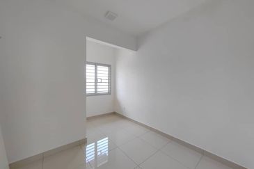 For Rent Double Storey @ Kulai Indahpura Kensington 2 @ New House near Aeon