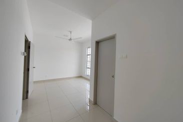 For Rent Double Storey @ Kulai Indahpura Kensington 2 @ New House near Aeon