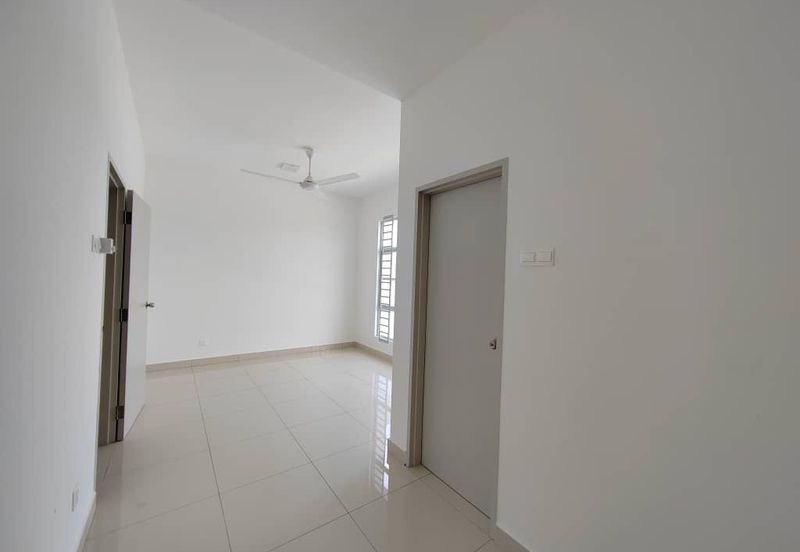 For Rent Double Storey @ Kulai Indahpura Kensington 2 @ New House near Aeon