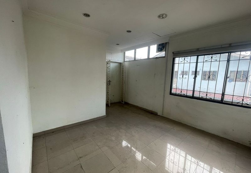 Jalan Sri Putri 4, Taman Putri Kulai