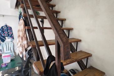 For Rent Double Storey Low Cost House @ Kulai Kawasan Perindustrian Kelapa Sawit near Sedenak 